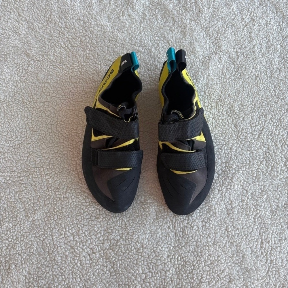 Scarpa Arpia V Climbing Shoes Mens EU 43 US 10 Womens 11 Black Yellow Vibram